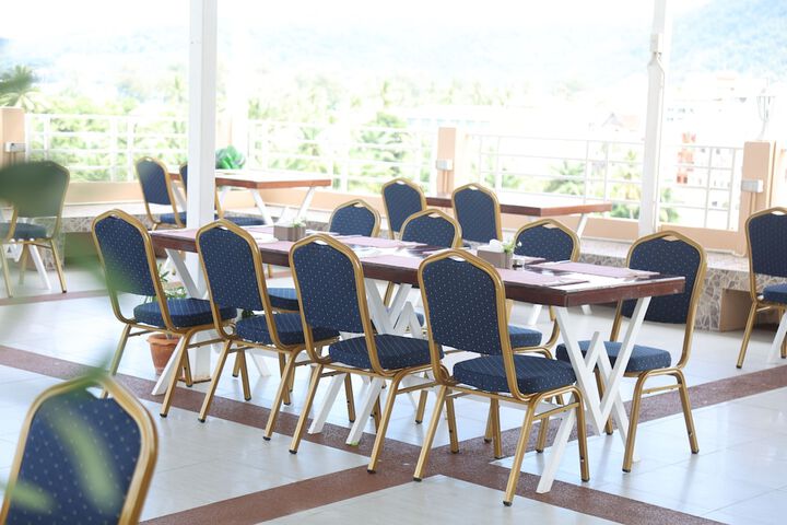 Dining 104 of 127