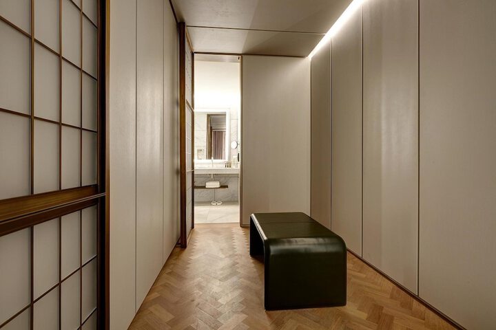 Room 78 of 241