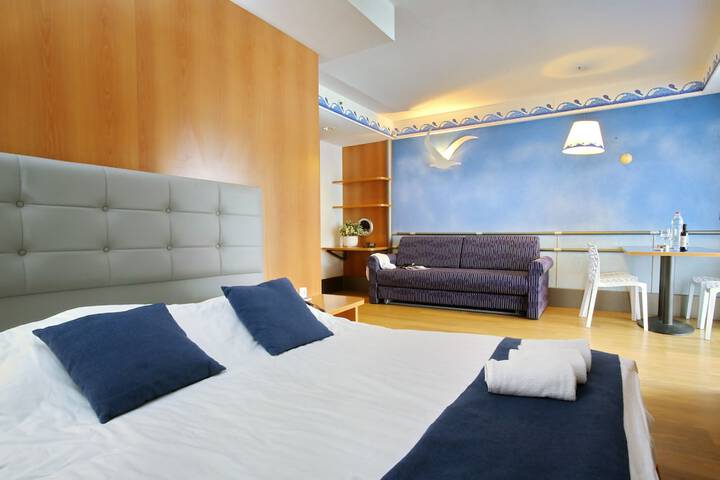Room 29 of 123