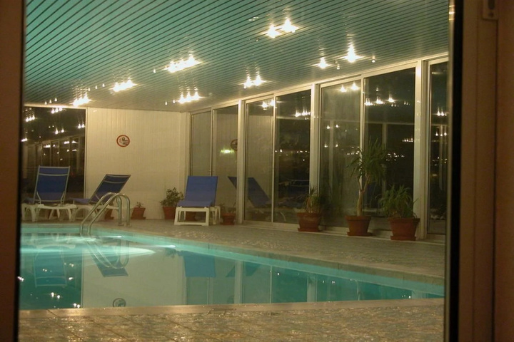 Pool 16 of 29