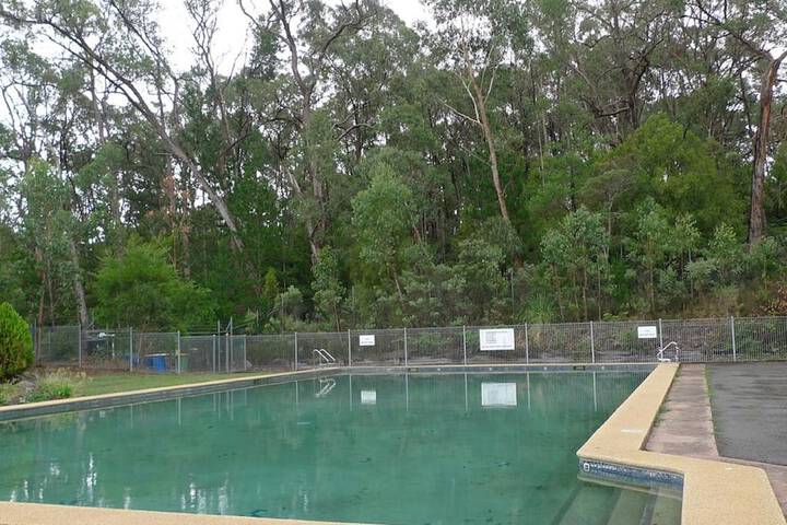 Pool Hotel