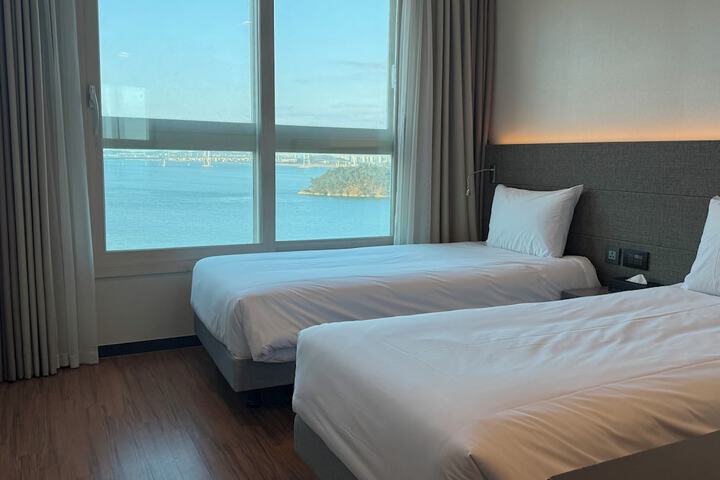 Room 14 of 46