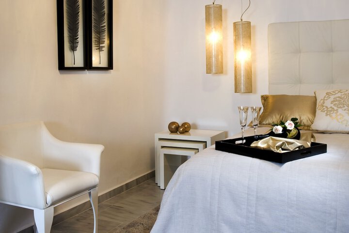 Room 36 of 120