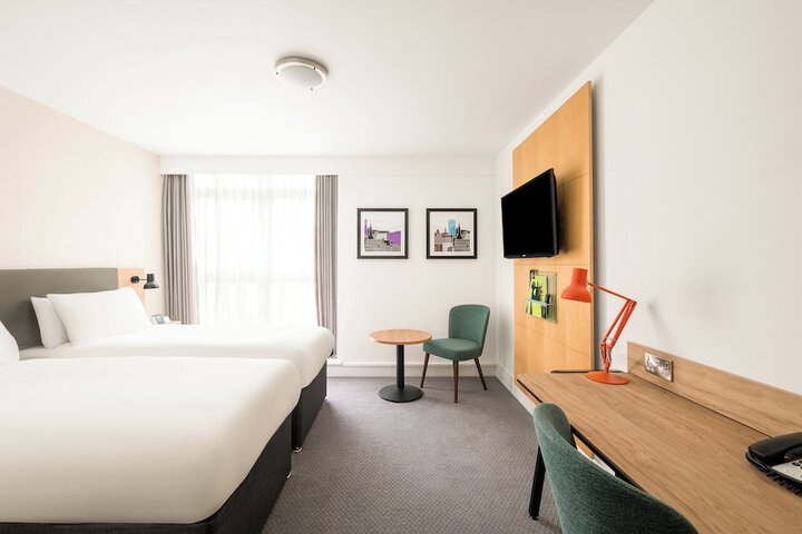 Room 50 of 130