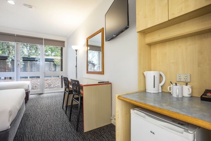 Room 15 of 31