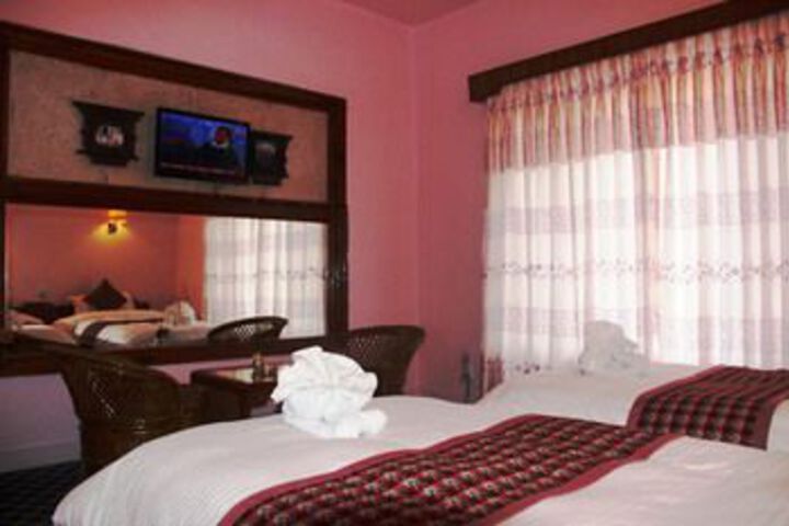 Room 9 of 23