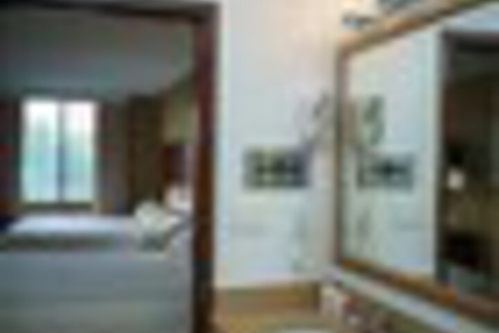 Room 47 of 60