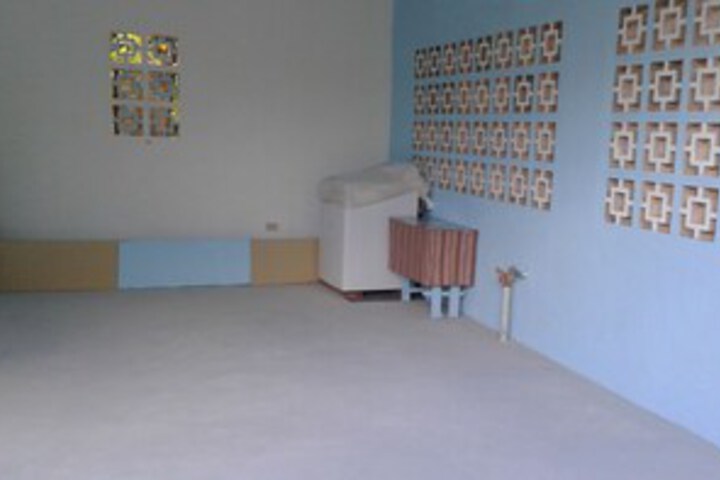 Room 15 of 28