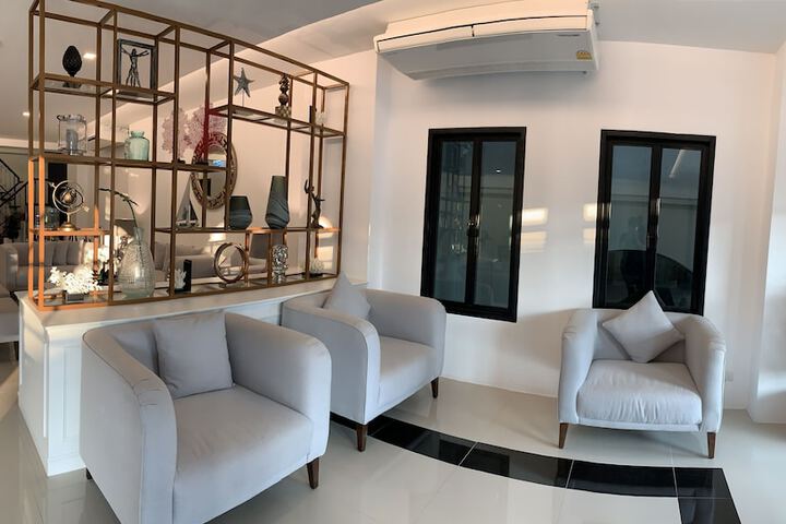 Hotel Interior 3 of 33