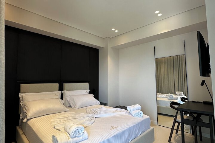 Room 41 of 142