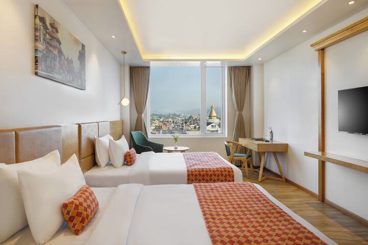 Room 43 of 147