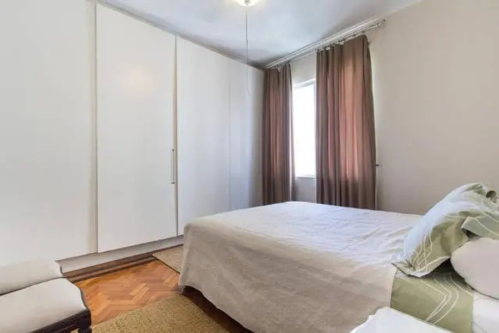 Room 4 of 15
