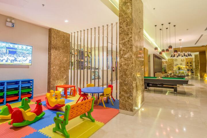 Hotel Interior 94 of 124