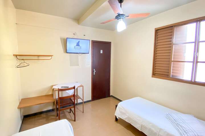 Room 17 of 32