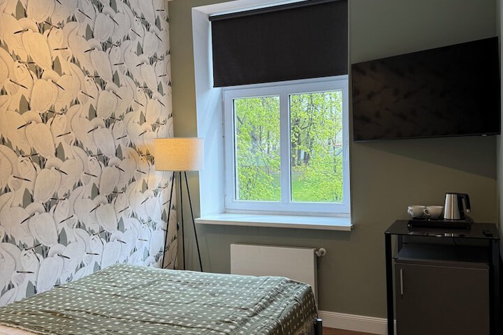 Room 14 of 21