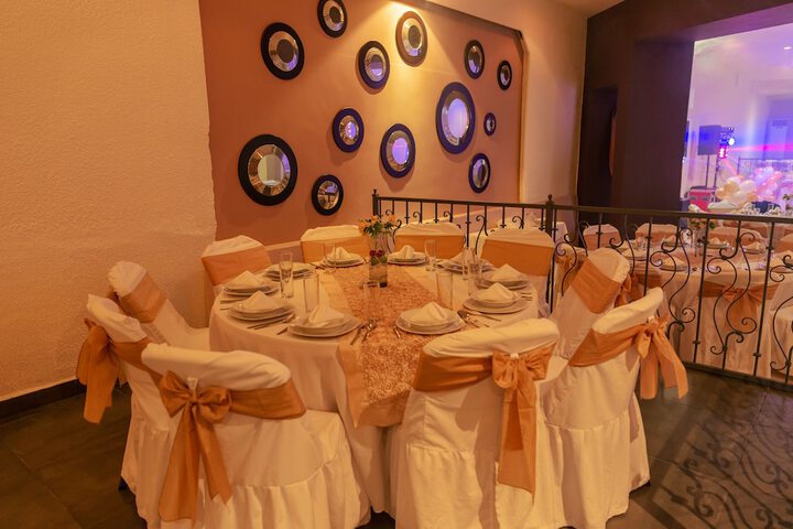 Ballroom/Hall 71 of 85