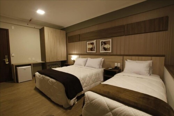 Room 9 of 56