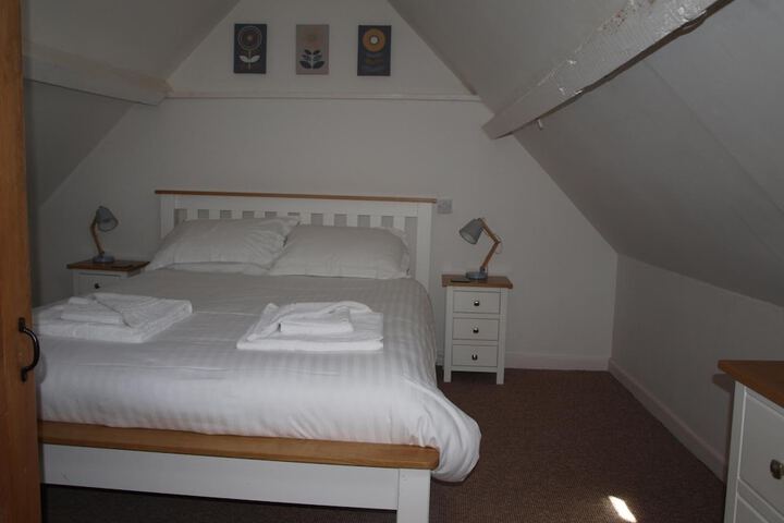 Room 7 of 41