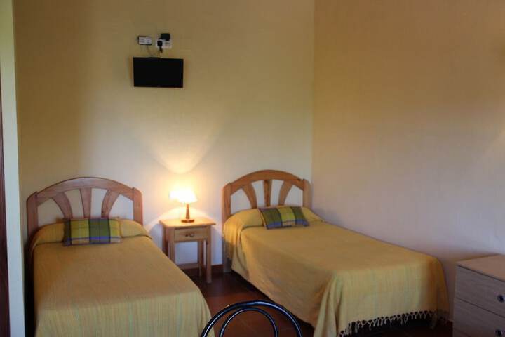 Room 2 of 13
