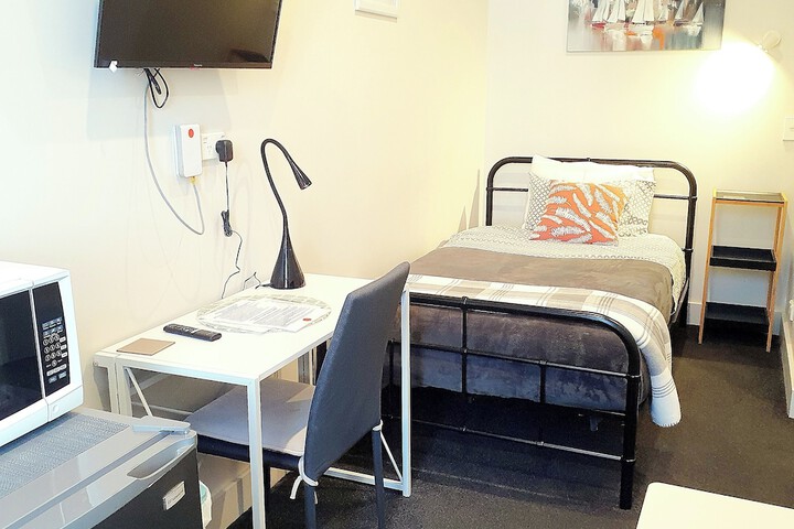 Room 28 of 45