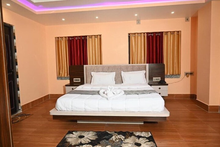 Room 3 of 31