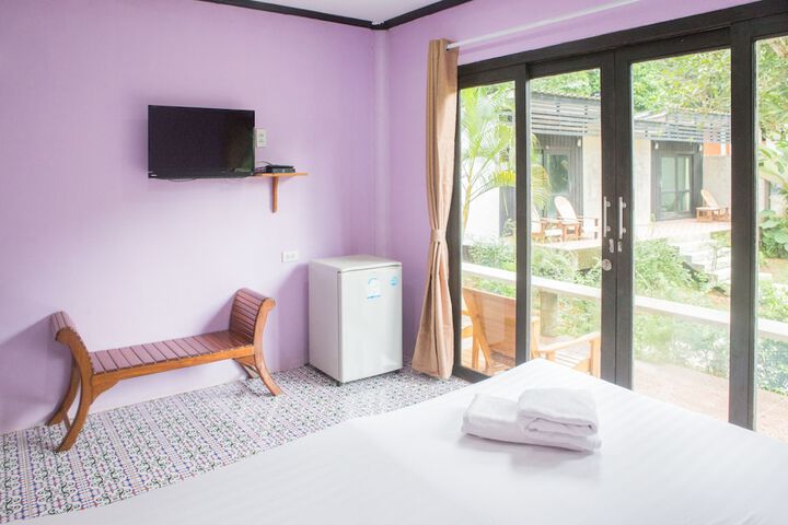 Room 6 of 31