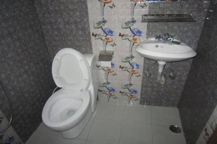 Room 25 of 52