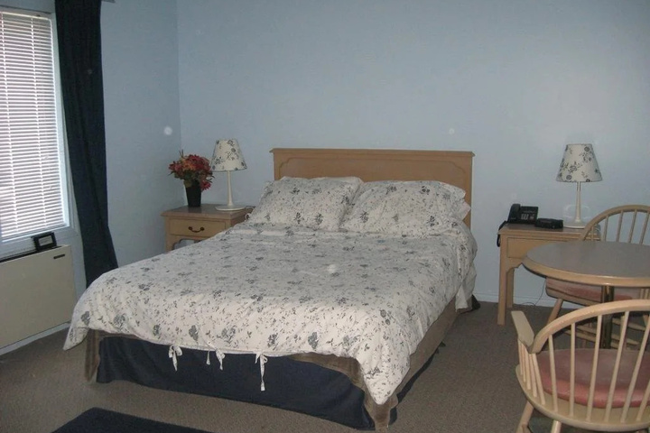 Room 10 of 10