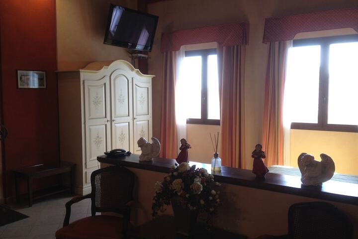 Room 26 of 120