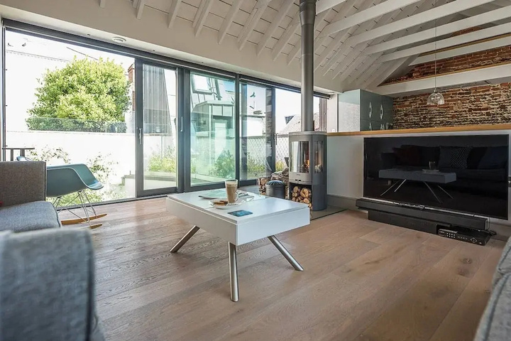 Terrace/Patio 7 of 18