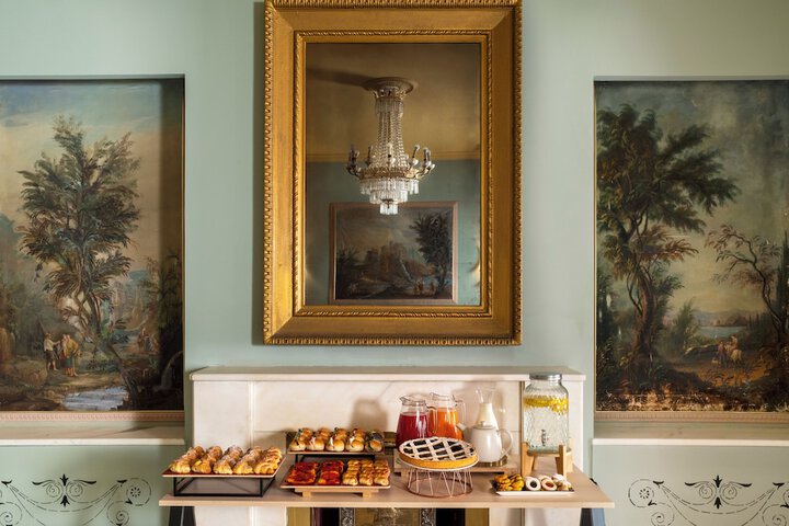 Dining 60 of 72