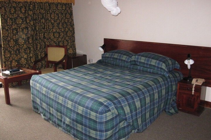 Room 4 of 23