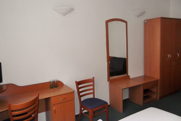 Photo 4