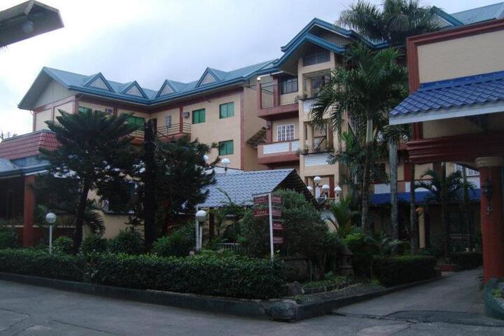 Hotel 3 of 6