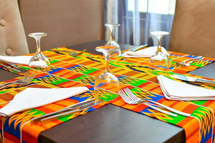Dining 28 of 55