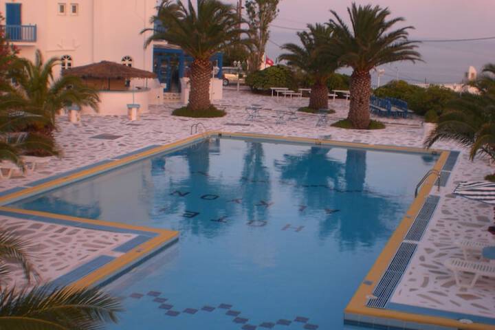 Pool 17 of 38