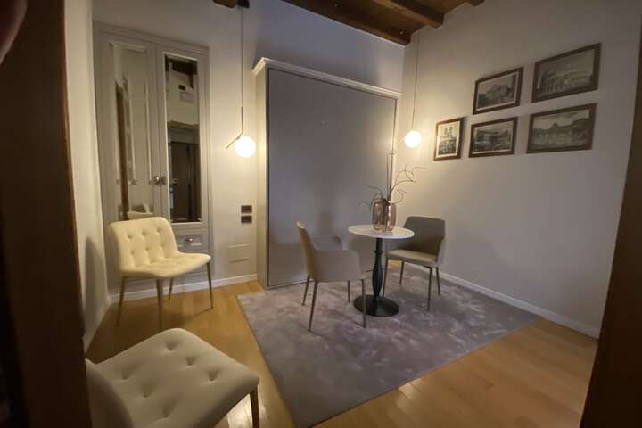 Room 28 of 50