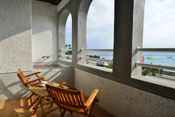 Terrace/Patio 6 of 11