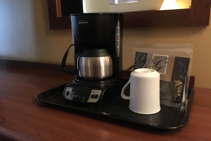 Breakfast/Coffee Service 22 of 40