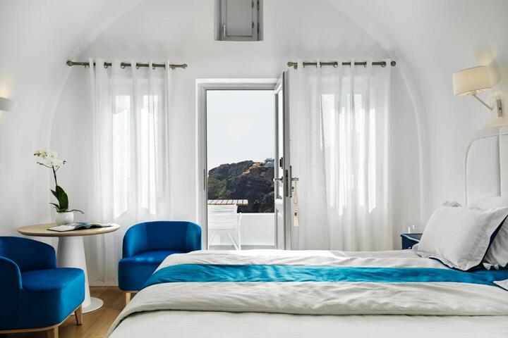 Katikies Santorini - The Leading Hotels of The World