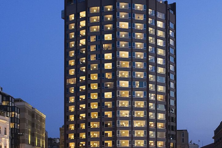 Hotel 59 of 61