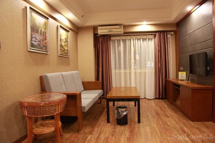 Room 3 of 30