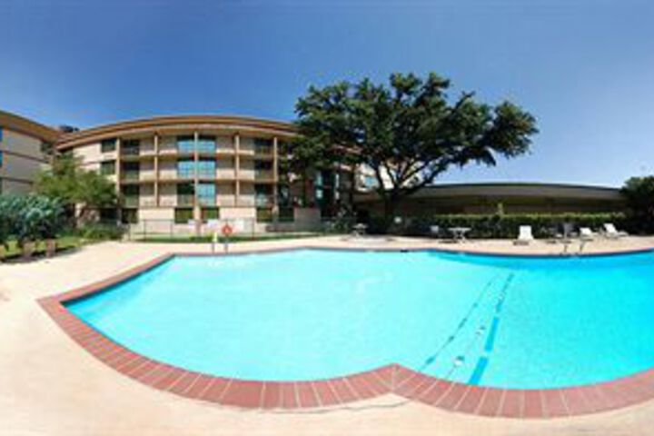 Ramada Dallas North