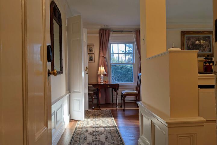 Room 113 of 258