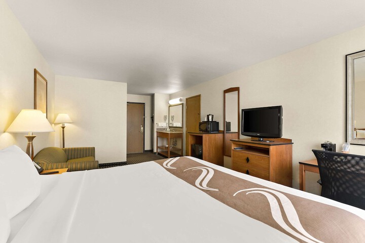 Room 16 of 47