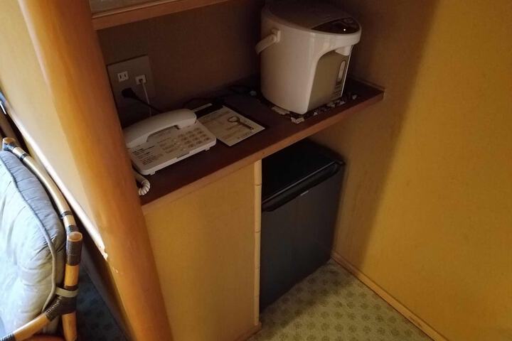 Room 13 of 118