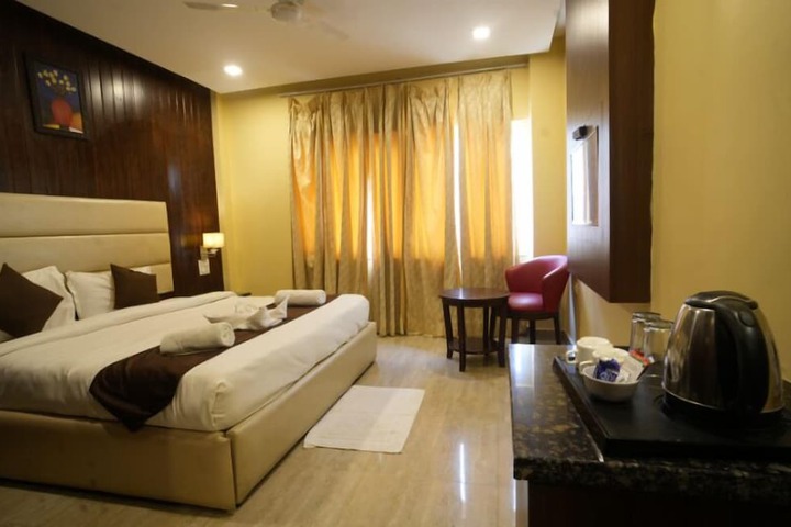 Room 15 of 18