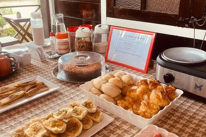 Breakfast/Coffee Service 73 of 99