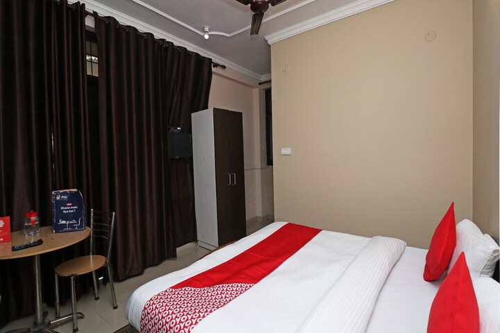 Room 19 of 25