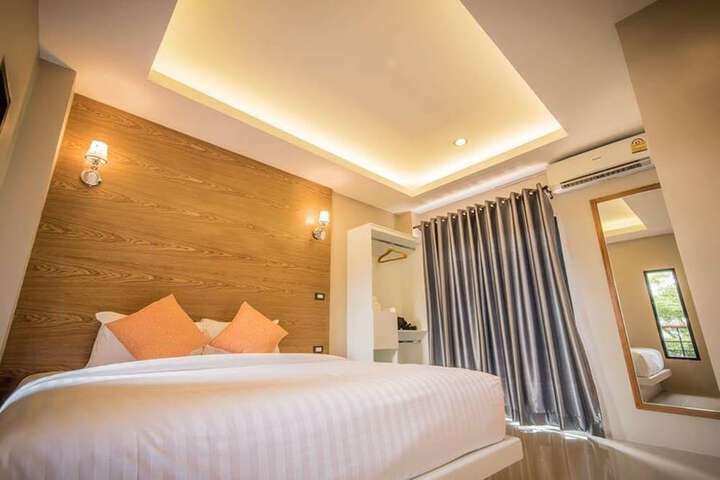 Room 10 of 22